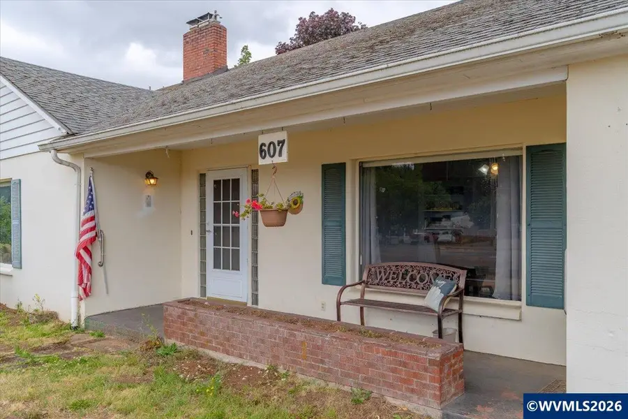 607 E Ellendale Av, Dallas, OR 97338 - #2