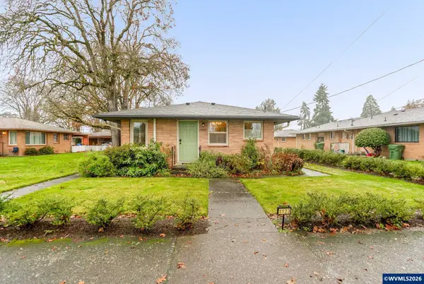 1123  17th (-1133) St SE, Salem, OR 97302