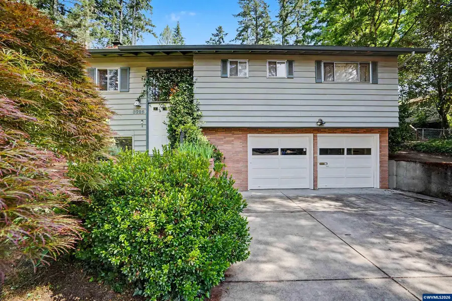 3225 NW Firwood Dr, Corvallis, OR 97330 - #3