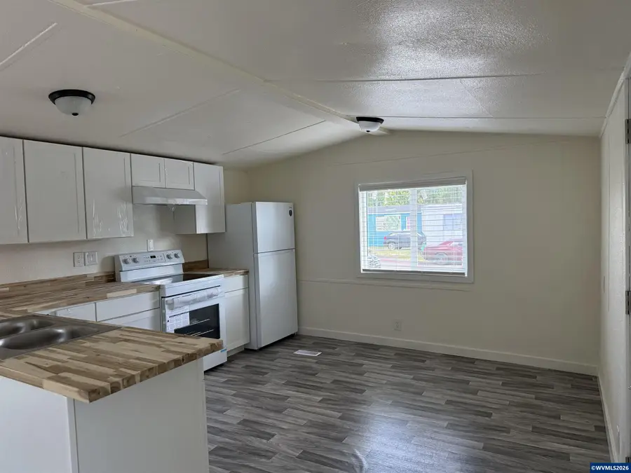 2031  Kennedy #29 Cir NE, Keizer, OR 97303 - #3