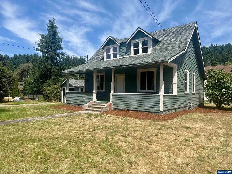 475 NE Alder St, Mill City, OR 97360 - #3