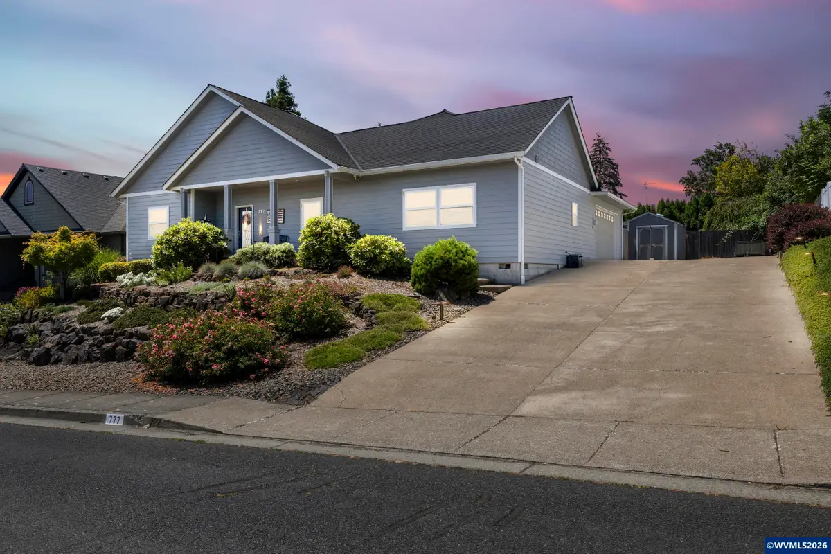 777 SE Cynthian Av, Dallas, OR 97338 - #1
