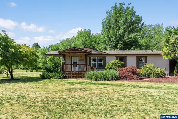 34280 E Lacomb Rd, Lebanon, OR 97355