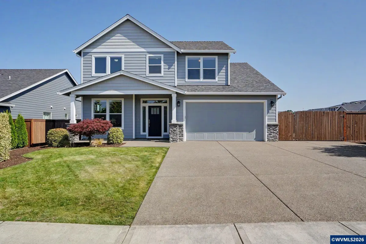 713 SE Arabian St, Sublimity, OR 97385 - #1