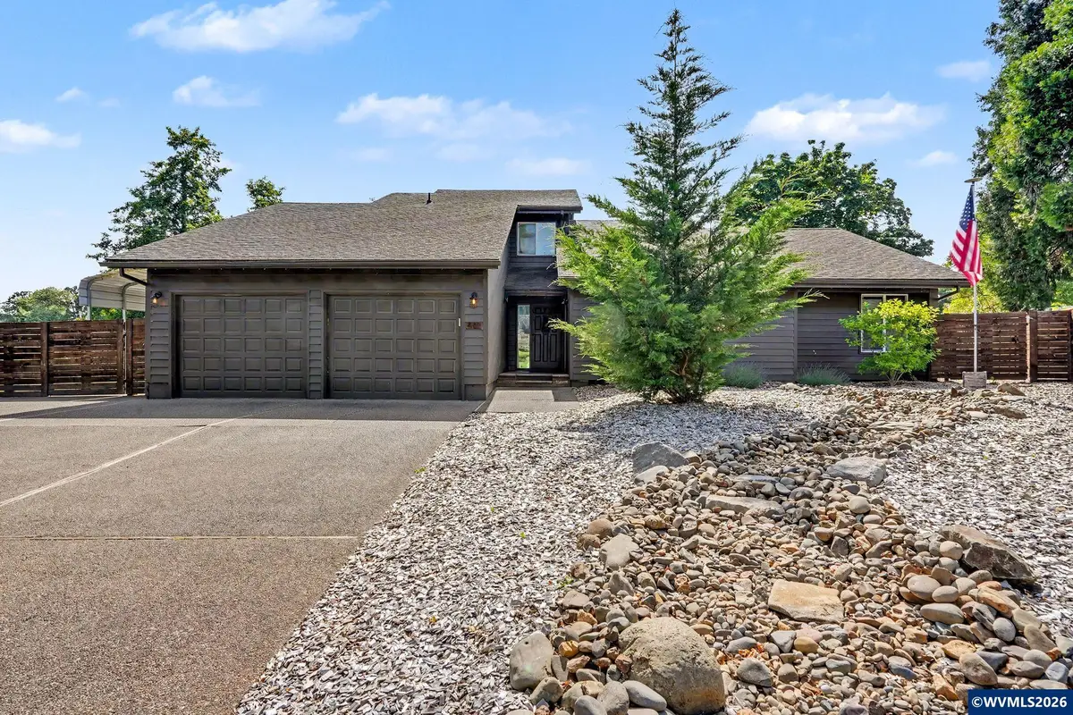 461 SE Walnut Av, Dallas, OR 97338 - #1