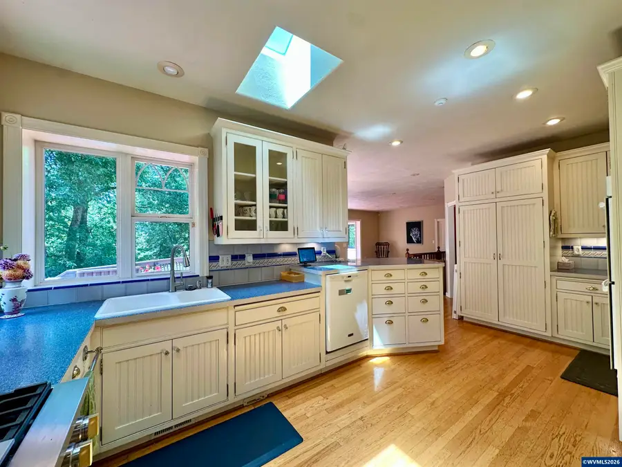 3026 NW Glenridge Dr, Corvallis, OR 97330 - #2