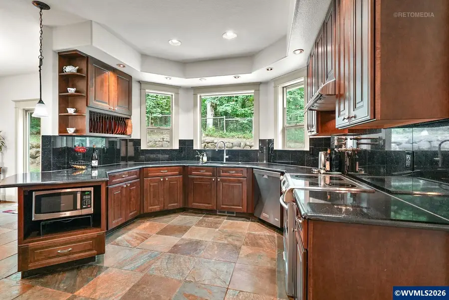 21980 SE Upper Matthews Creek Ln, Amity, OR 97101 - #3