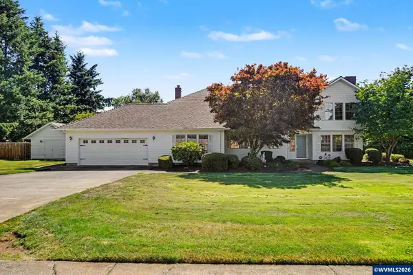 843 SE Church St, Sublimity, OR 97385