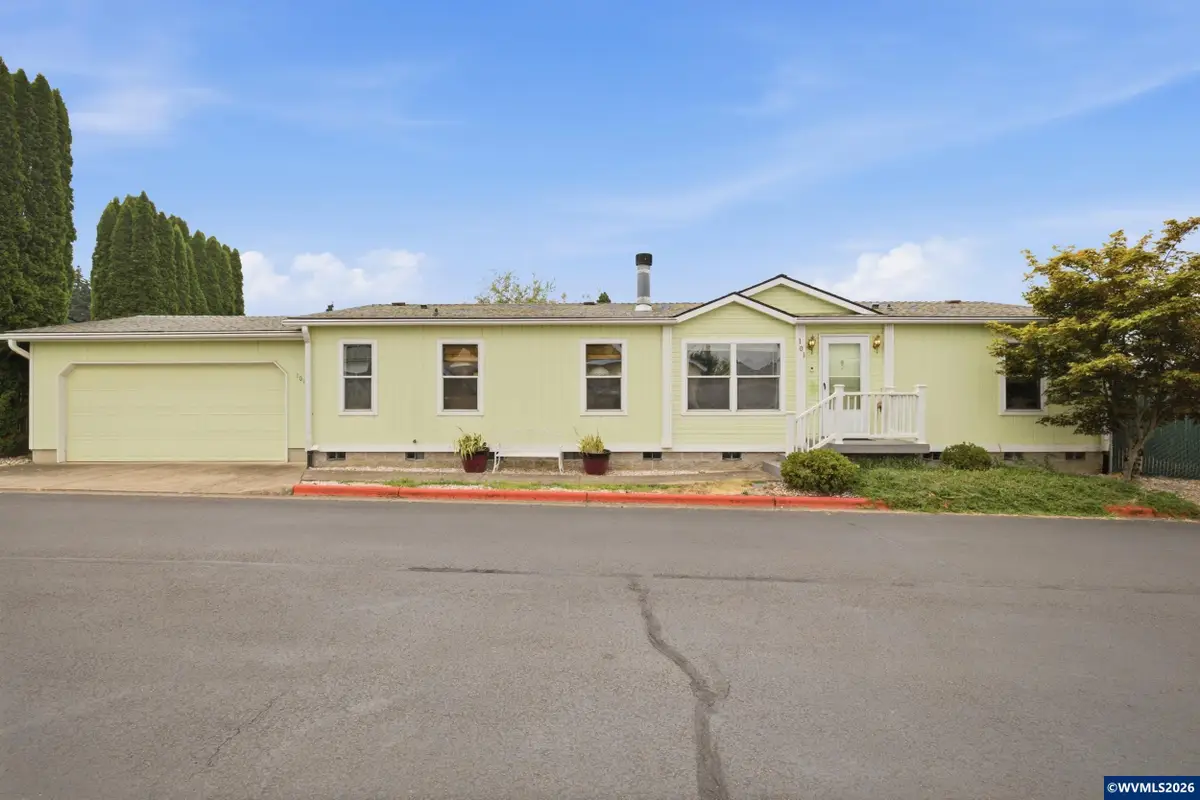1015  Oak (#101) St, Silverton, OR 97381 - #1