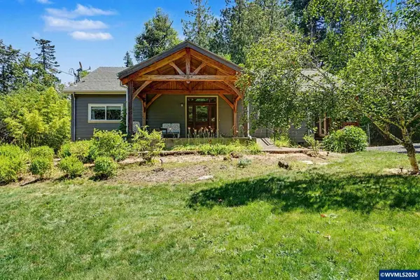 5714  Crooked Finger Rd NE, Scotts Mills, OR 97375