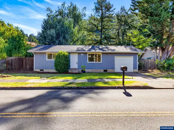 4095 E Amazon Dr, Eugene, OR 97405