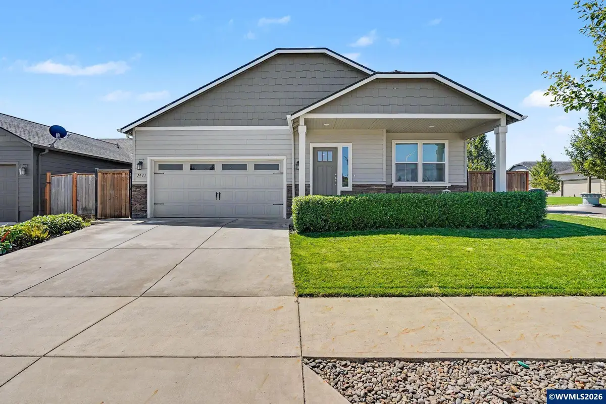 1411 SE Snowberry Av, Dallas, OR 97338 - #1