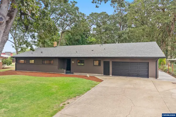 175  Oak Ln, Lebanon, OR 97355