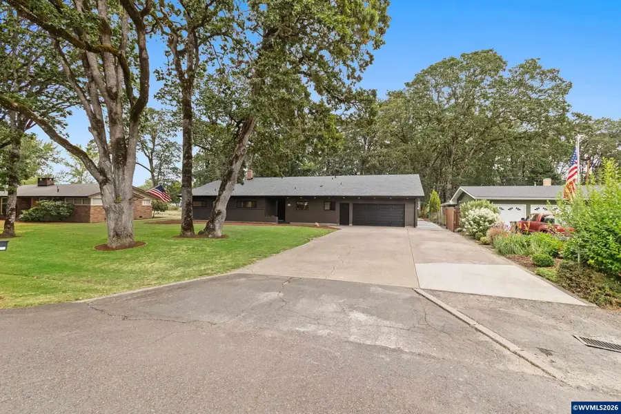 175  Oak Ln, Lebanon, OR 97355 - #3