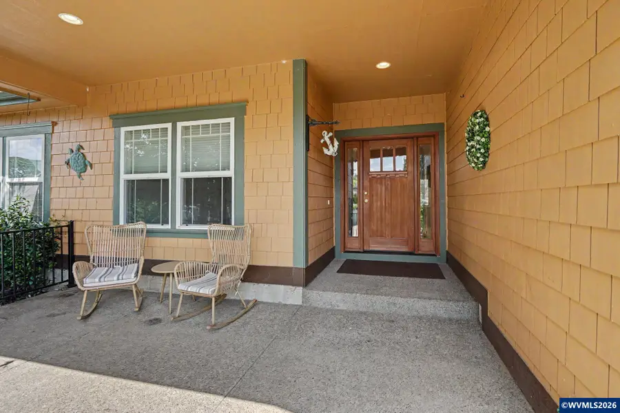 346 NW Foxglove St, Dallas, OR 97338 - #2