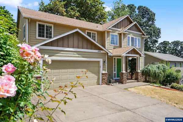 696  Mule Deer St NW, Salem, OR 97304
