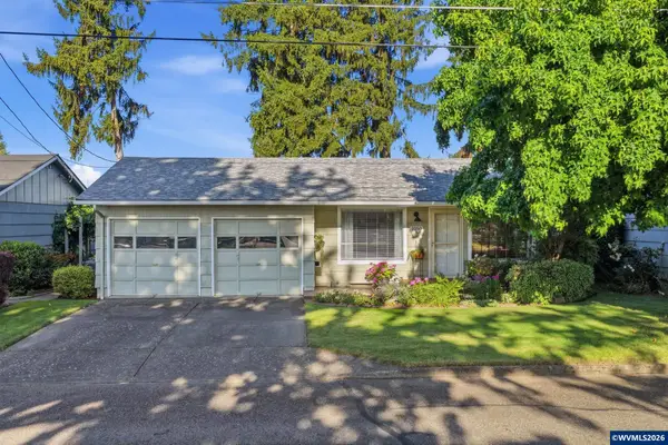 1050  Astor Wy, Woodburn, OR 97071