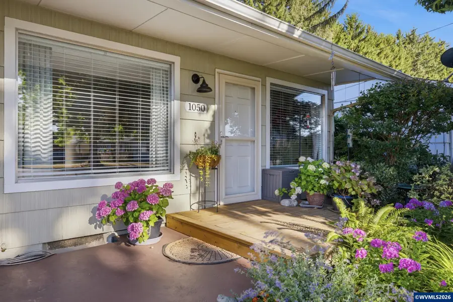 1050  Astor Wy, Woodburn, OR 97071 - #2