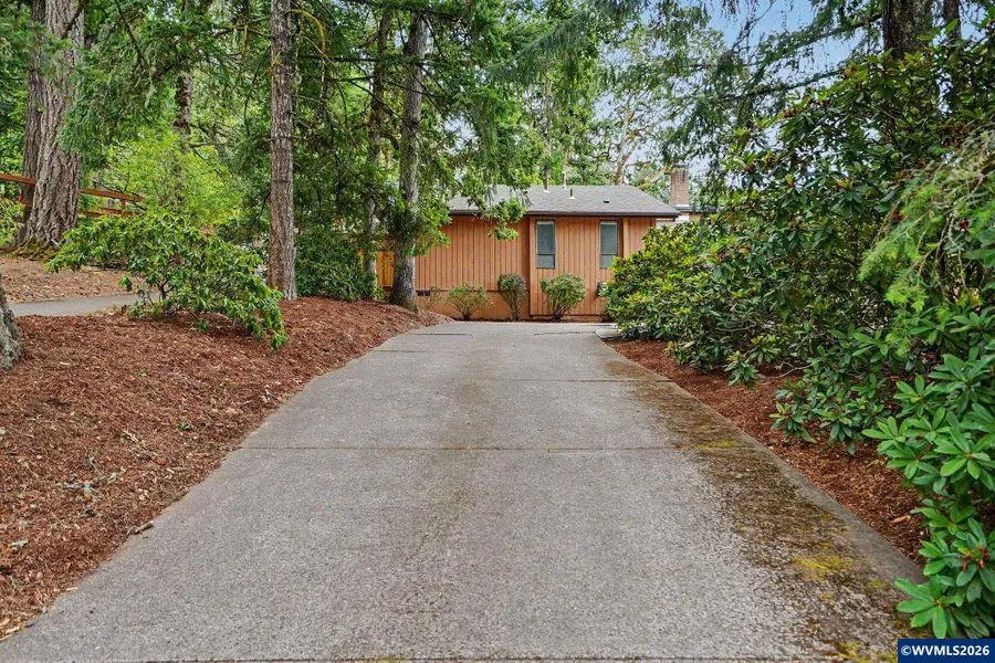 2026 NW Christopher Pl, Corvallis, OR 97330 - #2