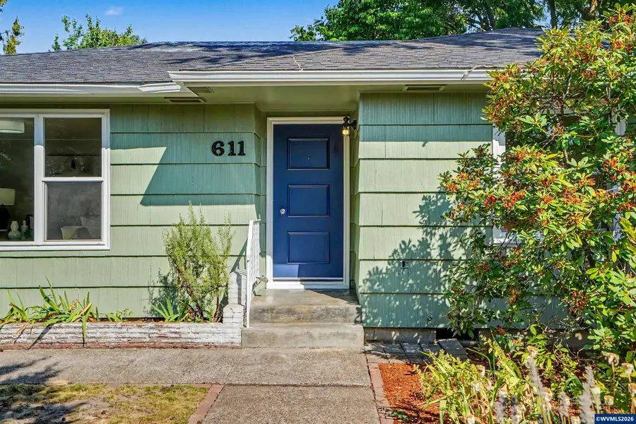 611 NW 30th St, Corvallis, OR 97330 - #2