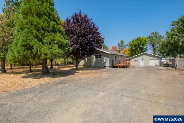 486  Oregon St, Lebanon, OR 97355