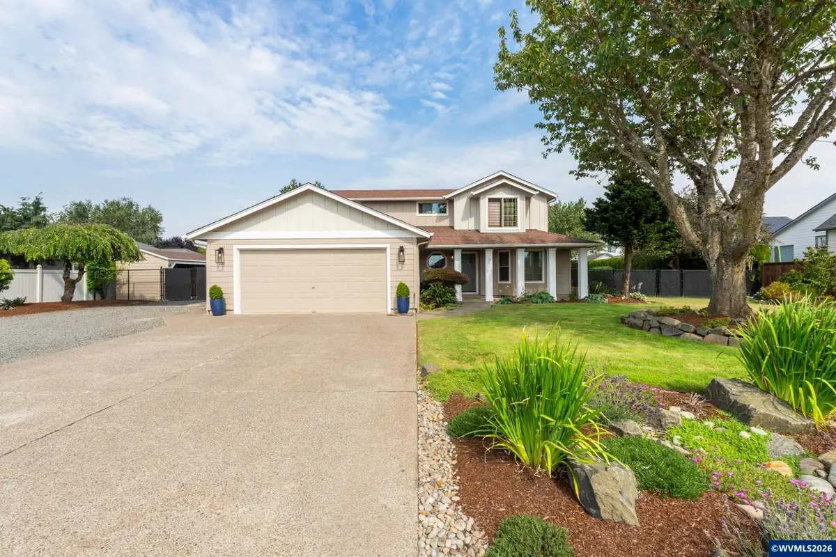 270 NE Berry St, Sublimity, OR 97385 - #1
