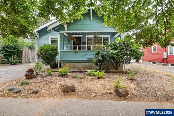 375  23rd St SE, Salem, OR 97301