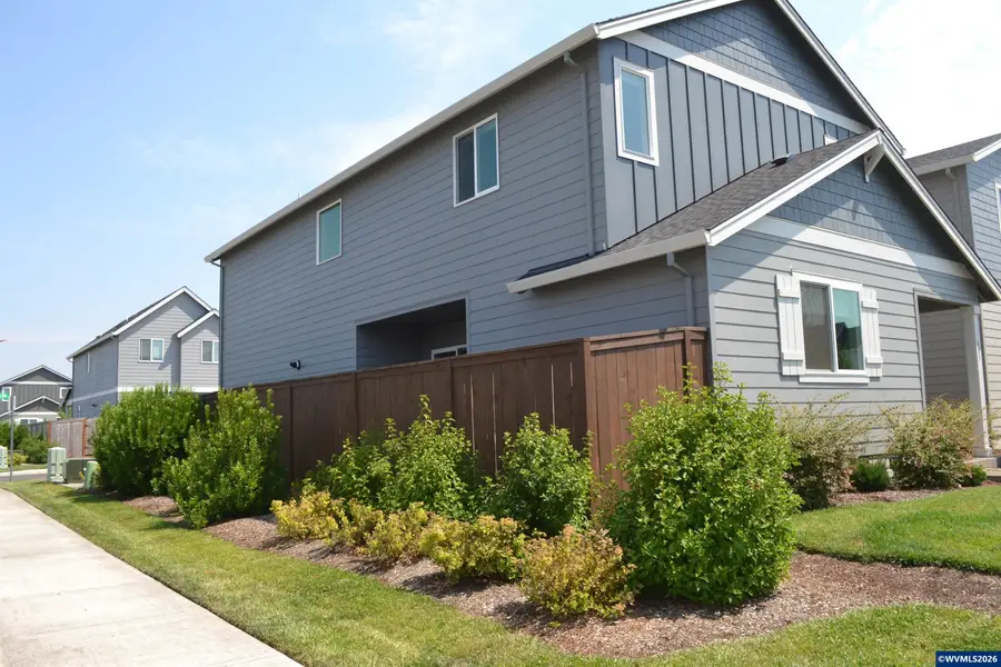 603  Pickering Ln, Woodburn, OR 97071 - #2
