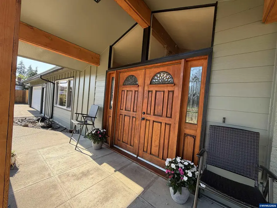 475 W Carolina St, Lebanon, OR 97355 - #2