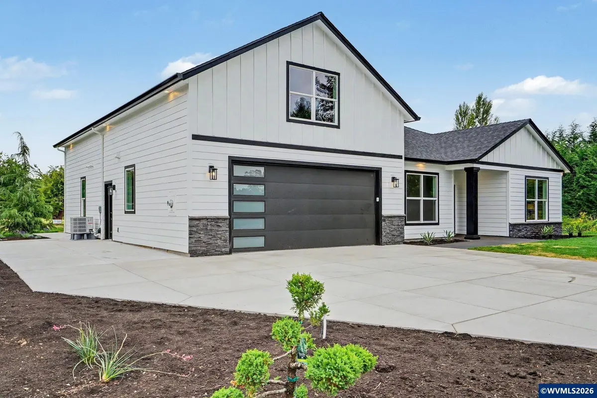38802 NW Garden Dr, Scio, OR 97374 - #1