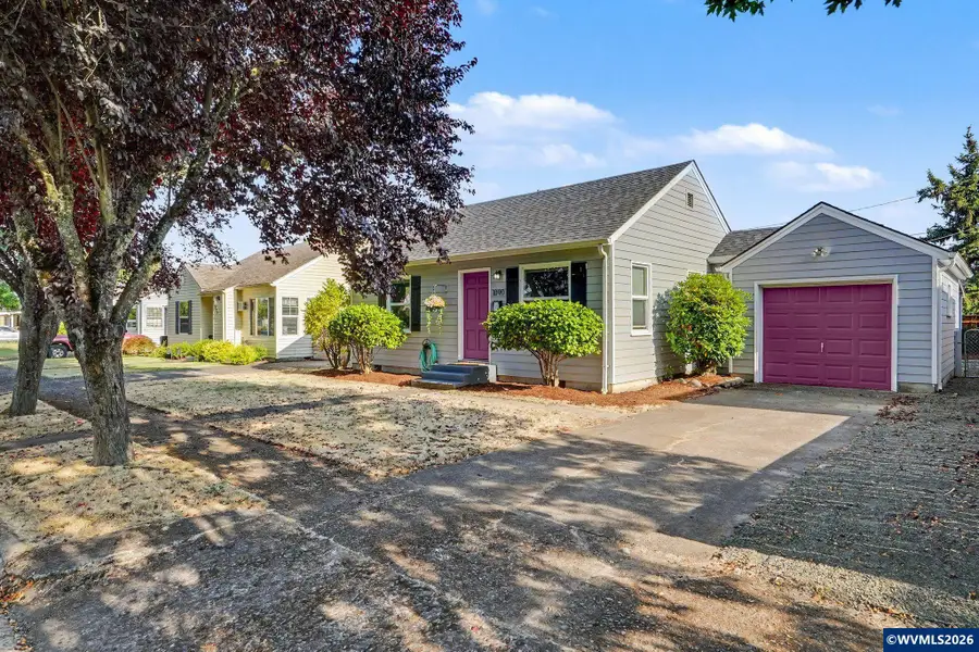 1090  14th Av SW, Albany, OR 97321 - #3
