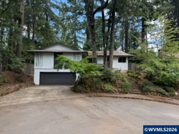 881  Huron Ct SE, Salem, OR 97302