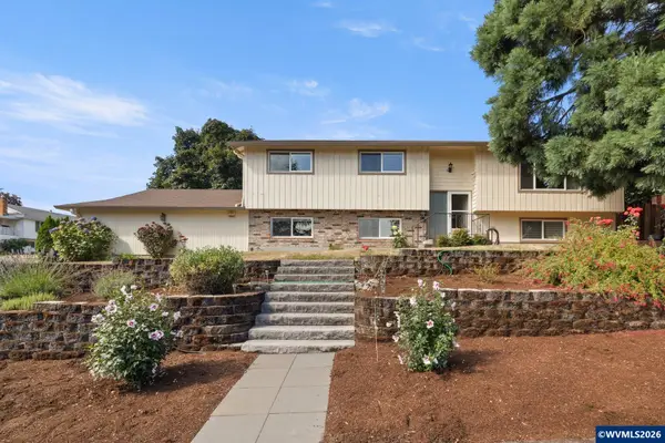 5676 SE Hillwood Cir Cir, Milwaukie, OR 97267