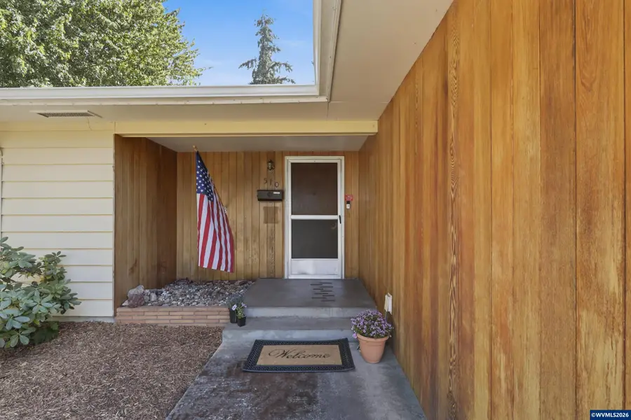 510 E Sherman St, Lebanon, OR 97355 - #3