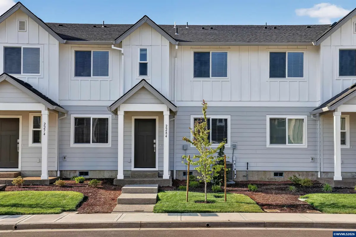2284  Sawtelle Dr, Woodburn, OR 97071 - #1