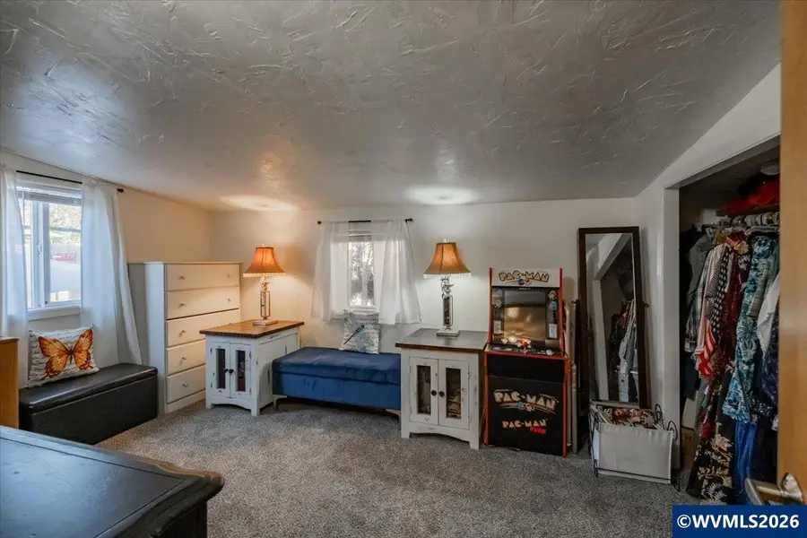 520 W Holley Rd, Sweet Home, OR 97386 - #2
