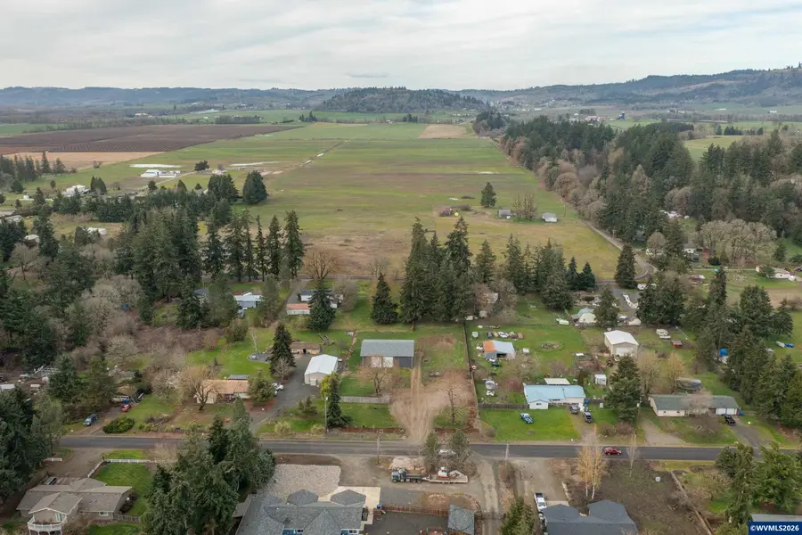 1701  Harvey St SE, Jefferson, OR 97352 - #2