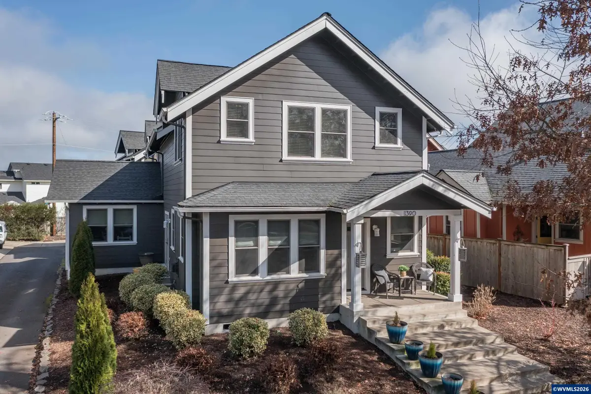 1390  Gwinn St E, Monmouth, OR 97361 - #1