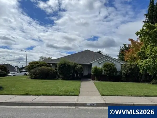 1852  Chapman Hill Dr NW, Salem, OR 97304