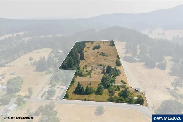 26221  Old Holley Rd, Sweet Home, OR 97386