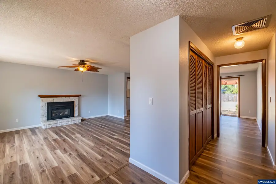 3305 SE Davidson St, Albany, OR 97322 - #3