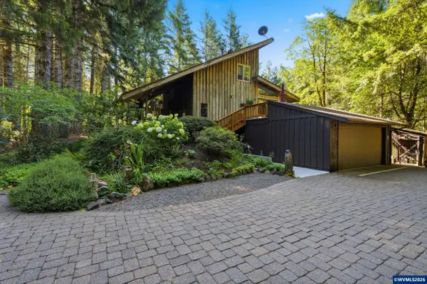 12251 SW East Creek Rd, Willamina, OR 97396