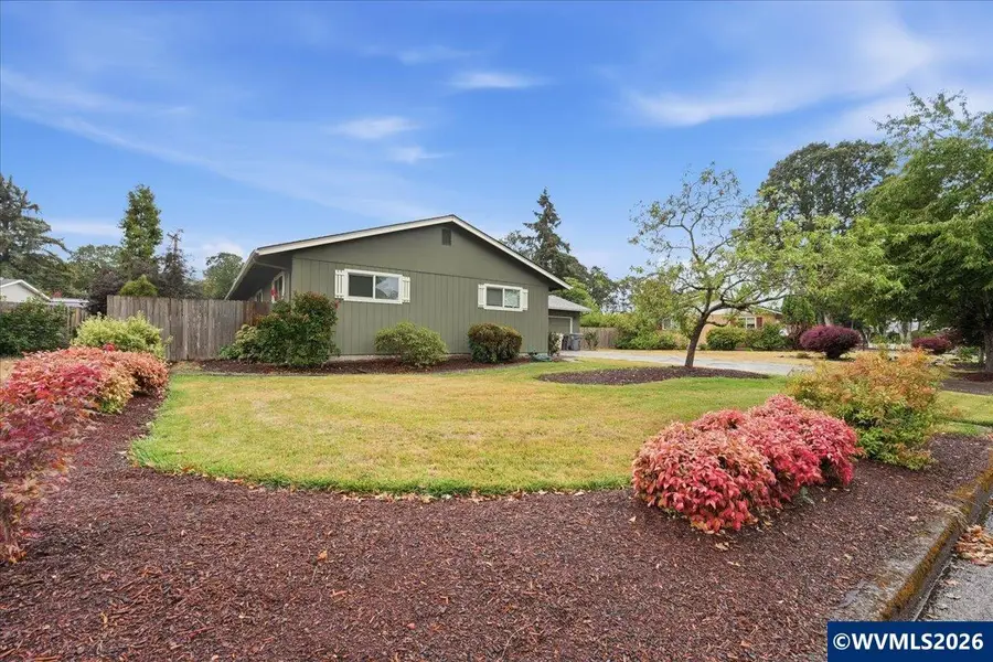 3146  South Shore Dr SE, Albany, OR 97322 - #3
