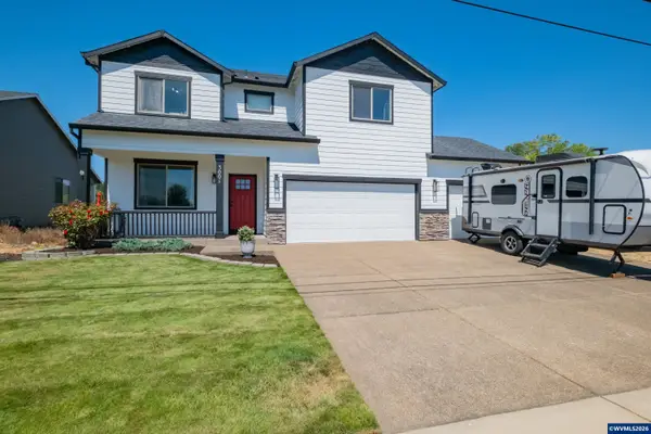 3001  Millersburg Dr NE, Albany, OR 97321