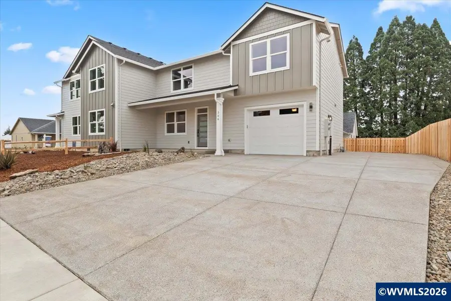 310 NE Clay St, Sublimity, OR 97385 - #2