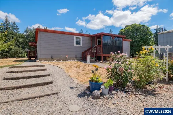 39331  Hwy 99 E, Jefferson, OR 97352