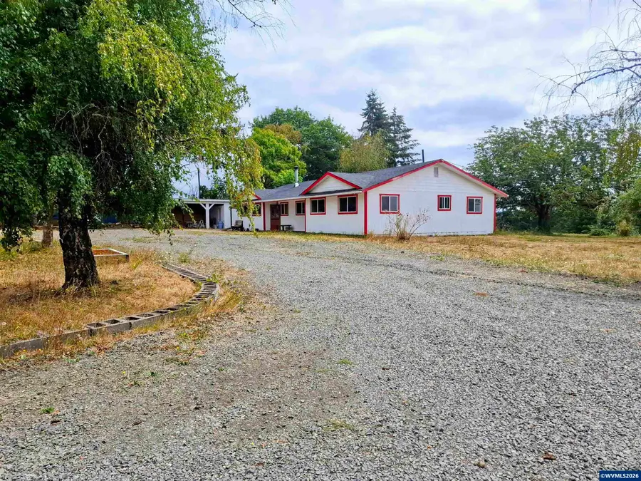 40200  Providence Dr, Scio, OR 97374 - #2