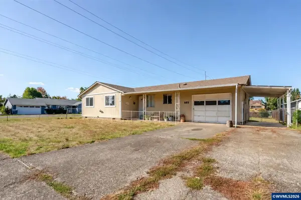 885 W Carolina St, Lebanon, OR 97355