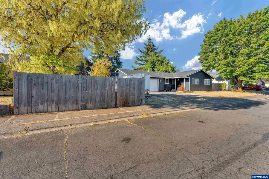 308  Violet St, Lebanon, OR 97355 - #2
