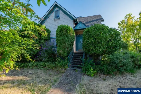 1489  Court St NE, Salem, OR 97301